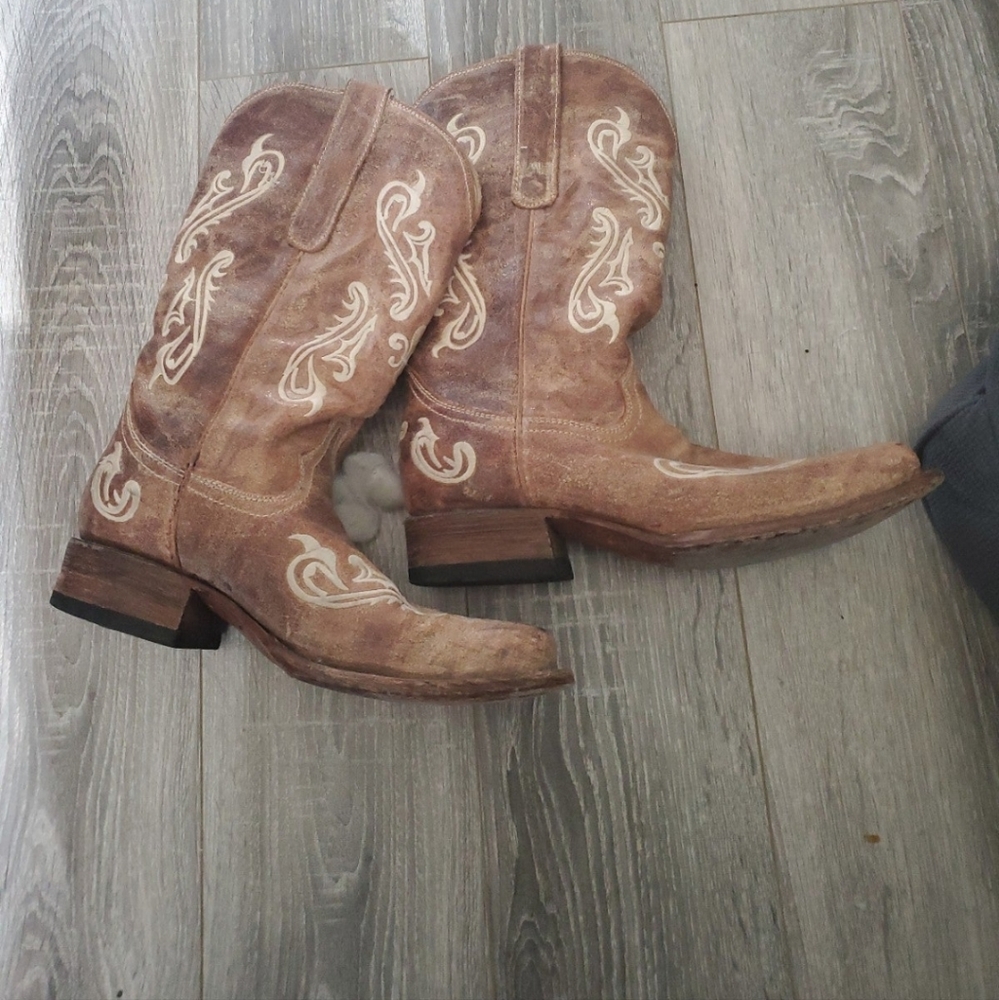 Corral Cowgirl Boots
